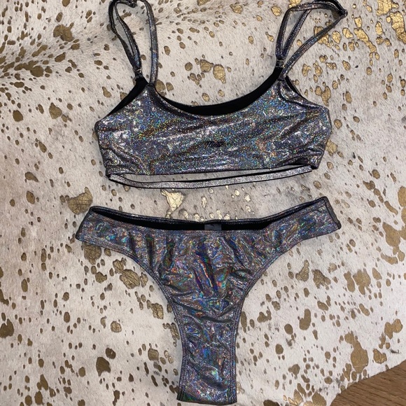 Matte Brand Holographic Bikini - Picture 2 of 6